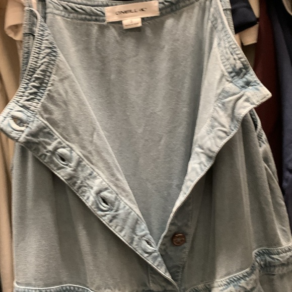 O’Neil super soft jean jumpsuit  with button front and adjustable straps. - Picture 4 of 8